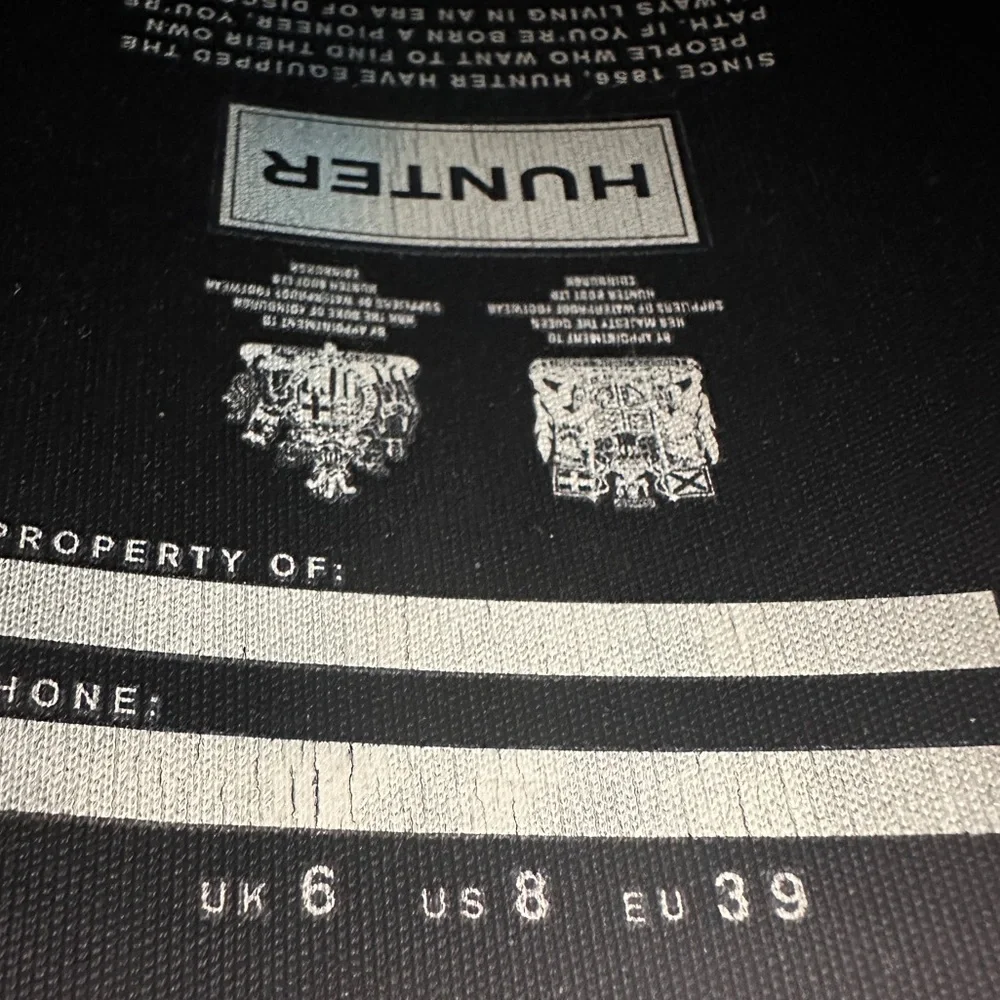 Women’s Tall Black Gloss Hunter rain boots in size 8 - Picture 14 of 15